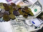 Topul celor mai vulnerabile monede in fata crizei din zona euro. Cum se comporta leul