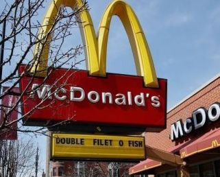Vanzarile McDonald s au crescut cu aproape 6% in Europa. Ce produs atipic a detronat faimosii hamburgeri
