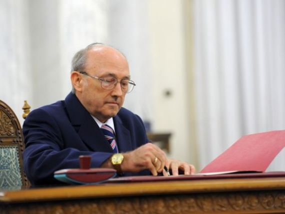 Nici noul ministru nu va avea multi bani la Sanatate. Basescu: Nu se pot da pana nu inchidem robinetele