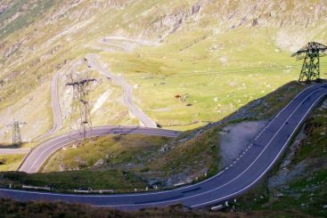 Un drum de pe vremea dacilor, mai tare ca Transfagarasanul. Transalpina a devenit cea mai inalta sosea din Romania VIDEO