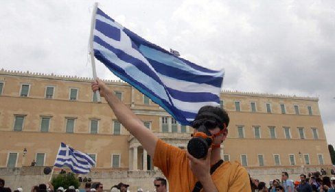Grecia a stranutat si acum toata Europa are gripa. 3 motive pentru care criza de la Atena infecteaza tarile din regiune