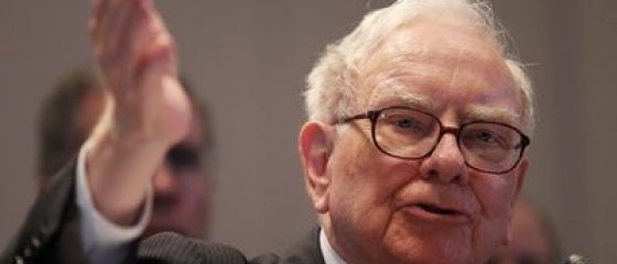 Cum a facut Buffet profit de 280 de milioane de dolari in doar 24 de ore. I-a venit ideea in timp ce facea baie