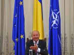 Goana dupa banii altora. Ce le-a propus Basescu diplomatilor de la Cotroceni