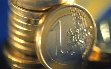 Euro va mai rezista doar 5 ani . Care ar putea fi viitorul monedei unice