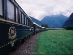 Trenul Orient Express a oprit in Sinaia. Voiajul de lux costa 6.000 de euro