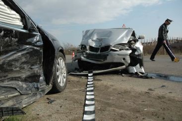 Salvarea vine automat. Masinile noi vor apela instant numarul de urgenta 112, in caz de accident VIDEO