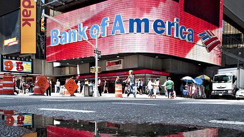 Bancile americane continua seria restructurarilor. Bank of America concediaza 40.000 de angajati