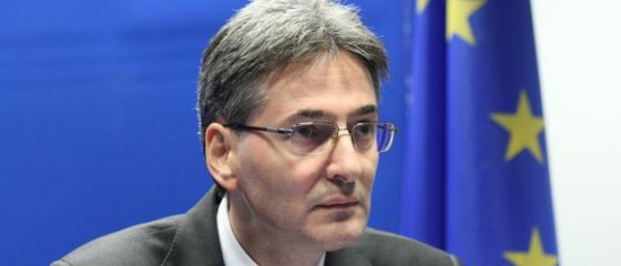 Ministerul Fondurilor Europene, infiintat in octombrie. Leonard Orban, in carti pentru conducere