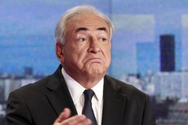 Fostul director FMI ar fi vrut sa candideze la prezidentialele din Franta. DSK a recunoscut o relatie nepotrivita cu menajera care l-a acuzat de viol VIDEO
