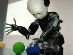 Un robot, nominalizat pentru a duce flacara la Jocurile Olimpice din 2012 VIDEO