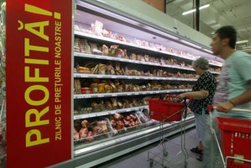 Cand marile economii se prabusesc, tarile mai putin dezvoltate devin atractive pentru investitori. Strainii se extind in Romania si creeaza joburi VIDEO