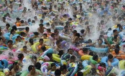 Marea Moarta s-a mutat in China. Cum arata piscina de 30.000 de metri patrati