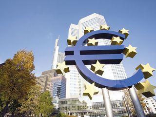 Zona euro ca familie: te insori, dar nu stii peste cine dai dupa luna de miere