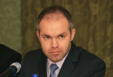 Din 2012 se elimina diferentele dintre stat si privat. Ministrul Educatiei: Costul standard per elev care merge la scolile de stat va fi directionat si la cele private din preuniversitar VIDEO