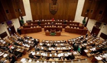 Slovacia a spus NU extinderii Fondului european de salvare. Ce conditii pun ca sa nu arunce in aer euro VIDEO