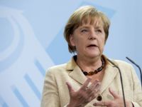 Angela Merkel vrea sa devina eroina Europei. Isi risca viitorul politic pentru salvarea Greciei si a euro