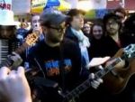 Material Girl , un protest (cu) cantec pe Wall Street. Video