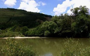 Romania sta pe o imensa punga de apa fierbinte si nu profita. Un singur municipiu plateste doar 77 de lei pe gigacalorie fata de o medie de peste 200 de lei