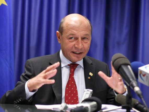 Basescu: Romania are fluxuri de capital de 40 mld. euro. Subsidiarele bancilor cu probleme nu vor mai scoate bani din tara