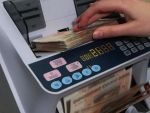 BNR ingroapa imprumuturile in valuta. Avans de pana la 40% pentru creditele imobiliare in alte monede, daca solicitantul are salariul in lei