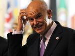 Papandreou impinge Grecia afara din zona euro, Europa se balanseaza pe marginea prapastiei. Ce spun analistii despre decizia fara precedent a Atenei
