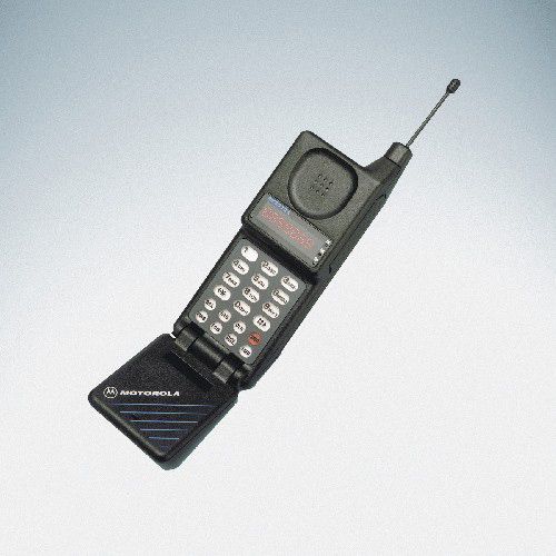 Motorola StarTAC (1996)