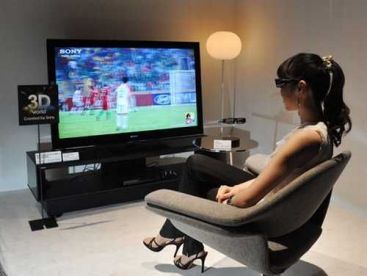 iLike IT: Cum arata televizorul 3D care costa cat o casa VIDEO