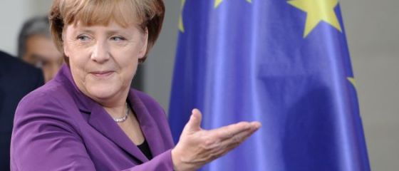 Merkel infirma o posibila rupere a zonei euro. Stabilizarea zonei in actuala forma este prioritatea Germaniei