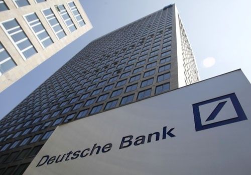 Basescu a pus ochii pe Deutsche Bank: Am vrea in Romania si o banca germana, daca se poate