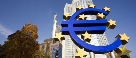 Reuters: Liderii UE mai au doar patru saptamani pentru a salva zona euro