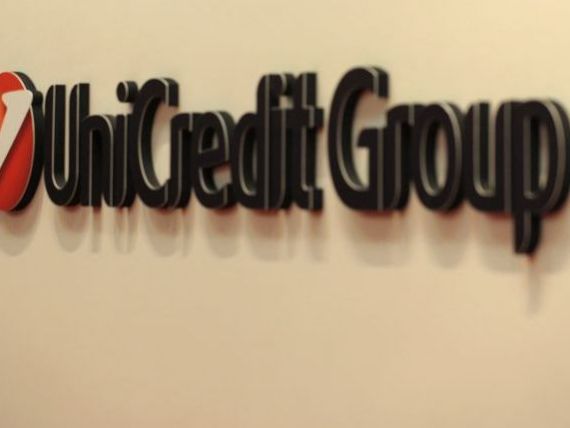 Cea mai mare banca din Italia, la gunoi. Obligatiunile UniCredit sunt tranzactionate ca junk , banca are de refinantat datorii de 37,6 mld. euro