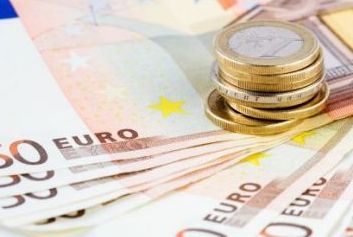 Fitch: Subsidiarele bancilor din Europa emergenta ar putea ramane fara bani. Sectoarele bancare din Romania au puternice legaturi cu cele din Grecia si Italia