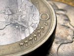 Marea Britanie se pregateste pentru disparitia euro. Bancile, somate sa pregateasca planuri pentru situatia in care uniunea monetara se dastrama