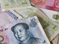 
	Beijingul isi cheltuieste rezervele valutare record in Europa si America. 300 mld. dolari chinezesti intra in economiile cele mai lovite de criza
