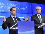 UE a ajuns la mana Rusiei. Moscova ar putea furniza FMI 20 mld. dolari, pentru salvarea zonei euro