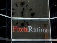 
	Fitch a retrogradat 7 mari grupuri financiare din Europa si SUA
