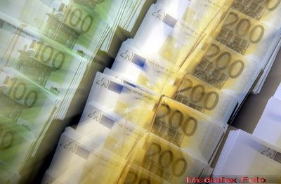 Romania a mai obtinut 480 milioane de euro de la FMI