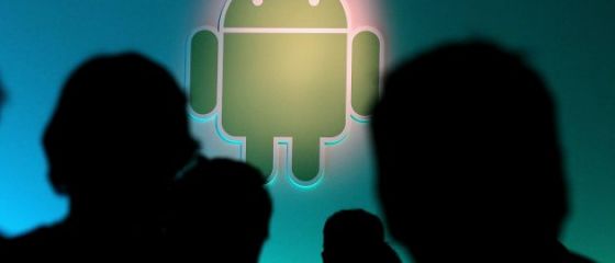 Europenii prefera telefoanele cu Google Android. Vanzarile de iPhone, in scadere