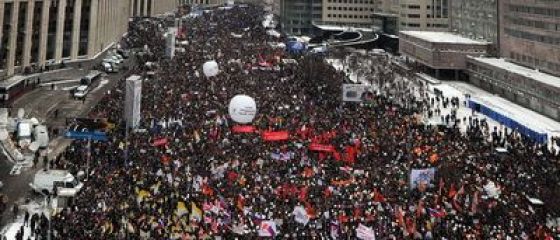 Gorbaciov: Putin sa demisioneze. Fostul ministru al finantelor, Aleksei Kudrin: In Rusia ar putea izbucni revolutia. Zeci de mii de oameni, in strada la Moscova