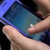 Telefoanele codate intr-o anumita retea ar putea fi deblocate automat la expirarea contractului VIDEO