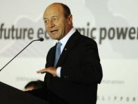 
	Traian Basescu: &quot;Obiectivul nostru declarat este de acces in zona Euro in 2015&quot;
