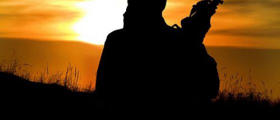 Criza ii loveste si pe teroristi. Al-Qaida, fara ben Laden, nu mai prezinta interes pentru finantatori si lupta pentru supravietuire