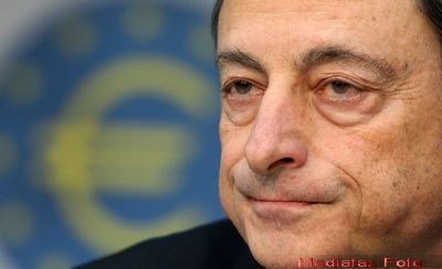 Bloomberg: Fondurile record de aproape 500 de miliarde euro, imprumutate de banci, de la BCE, in decembrie, au ajuns tot la BCE