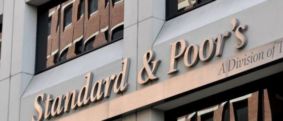 S P mai da o lovitura Europei si scade ratingul maxim al Fondul de Stabilitate Financiara. Situatia este foarte grava , apreciaza seful BCE