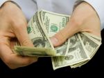 Cine se trezeste de dimineata... castiga multi bani . La ce ora incep sa dea ordine managerii multinationalelor