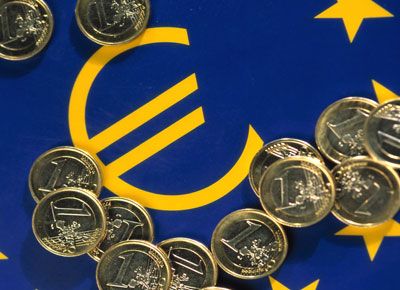 UE da amenzi usturatoare tarilor care depasesc deficitul stabilit la nivel european. Romania ar putea fi sanctionata cu 130 mil. euro