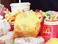 
	Orasul care interzice mancarea McDonald&#39;s. Fast-food-ul, considerat un rau la fel de mare ca fumatul
