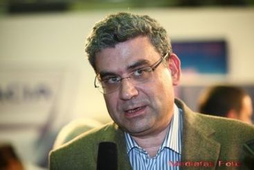 Boc l-a concediat prin SMS pe ministrul de Externe Teodor Baconschi, in urma declaratiilor la adresa protestatarilor VIDEO