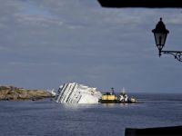 
	Proprietarul vasului Costa Concordia vrea sa acorde compensatii pasagerilor
