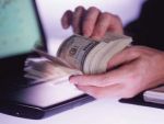 Apple, Google si Microsoft fenteaza anual taxele. Ingredientul fiscal secret din reteta succesului